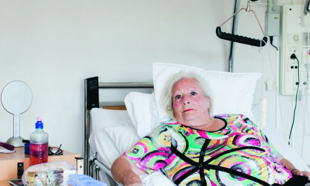 Edith (83) bor på sykehjem. Truls (44) soner en fengselsstraff. Begge sitter for det meste inne. Hva er forskjellen?